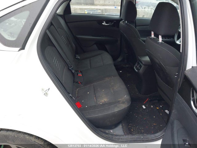 3KPF54AD6ME390457 KIA FORTE EX