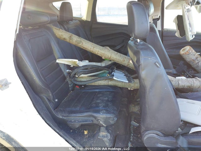 1FMCU9HD5JUD39808 Ford ESCAPE SEL