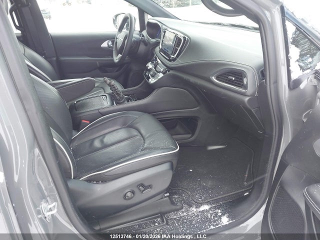 2C4RC1GG7SR603740 Chrysler Pacifica Limited