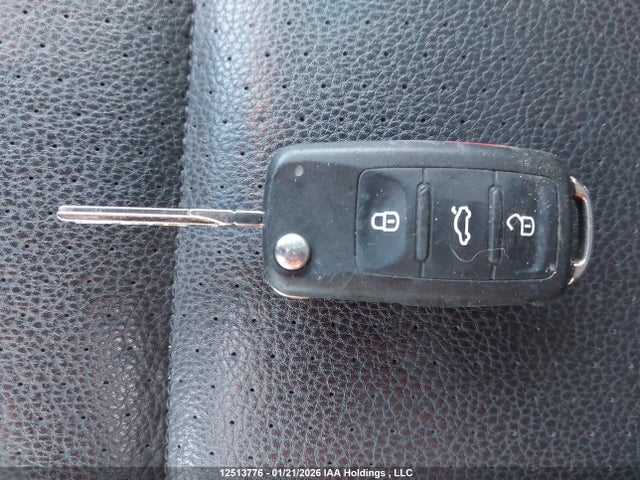 WVGNV7AX2HW507286 Volkswagen Tiguan
