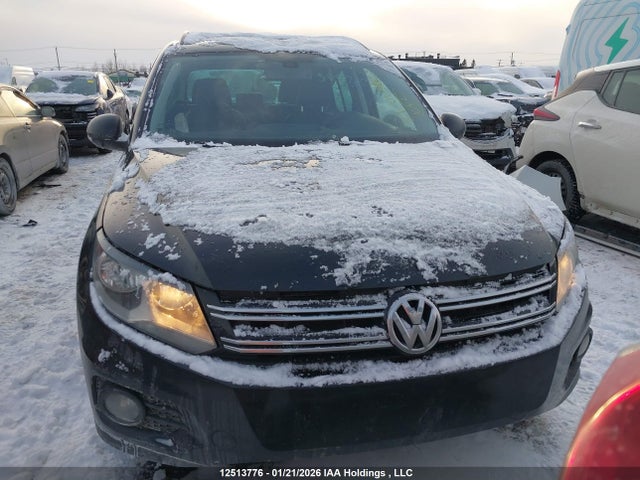 WVGNV7AX2HW507286 Volkswagen Tiguan