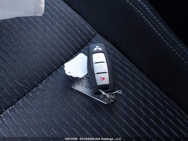 JA4J4UA8XRZ614934 Mitsubishi Outlander