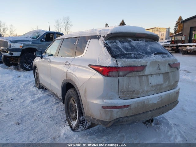 JA4J4UA8XRZ614934 Mitsubishi Outlander