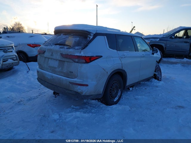 JA4J4UA8XRZ614934 Mitsubishi Outlander