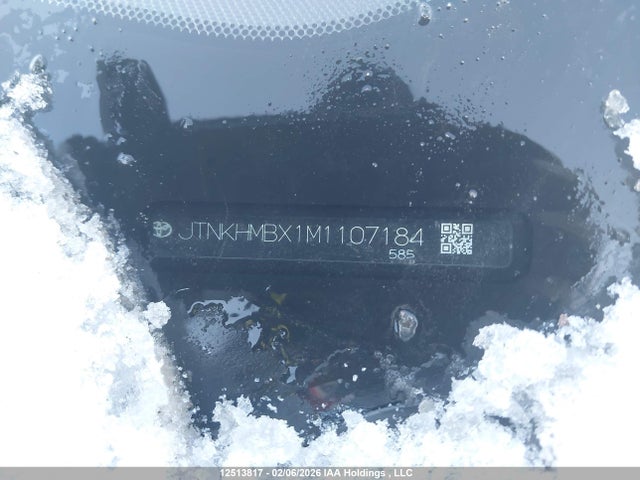 JTNKHMBX1M1107184 Toyota C-HR LE