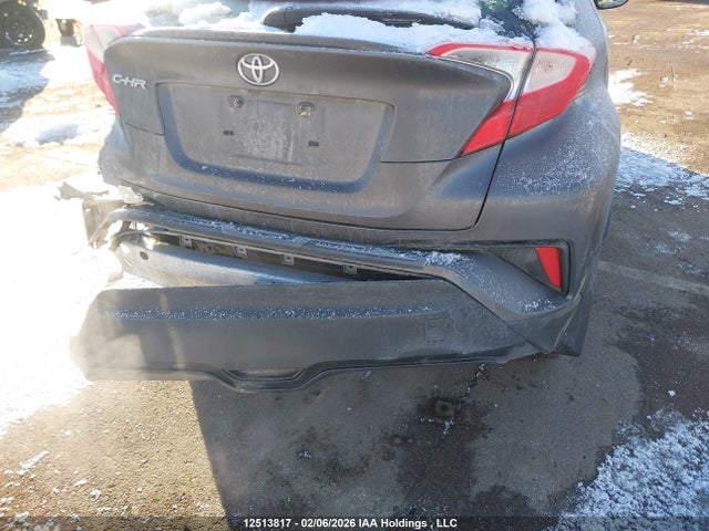 JTNKHMBX1M1107184 Toyota C-HR LE