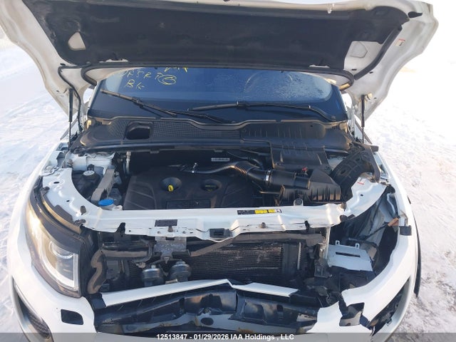 SALVP2BG2HH225615 Land Rover Range Rover Evoque Se