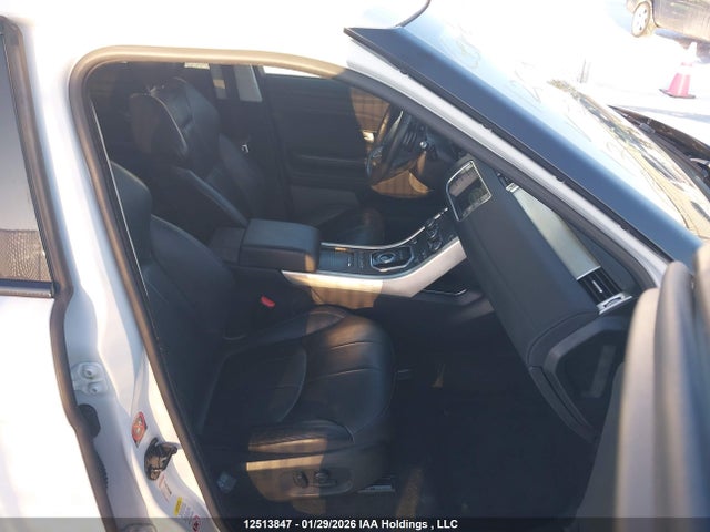 SALVP2BG2HH225615 Land Rover Range Rover Evoque Se