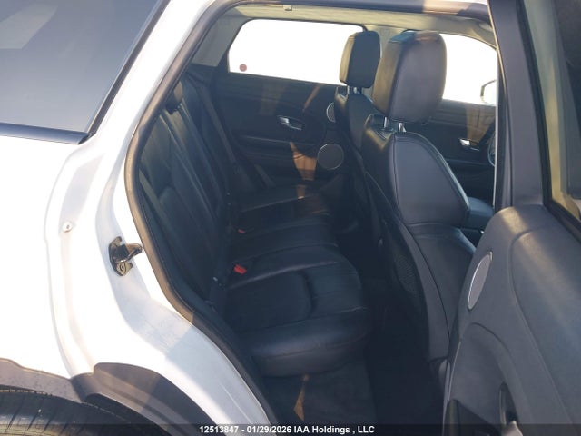 SALVP2BG2HH225615 Land Rover Range Rover Evoque Se