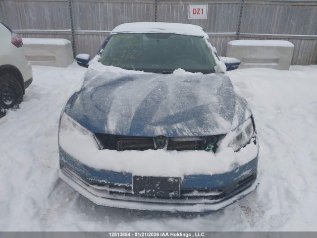 3VW2K7AJ8FM264573 Volkswagen Jetta 2.0l Trendline/2.0l Trendline+