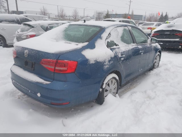 3VW2K7AJ8FM264573 Volkswagen Jetta 2.0l Trendline/2.0l Trendline+