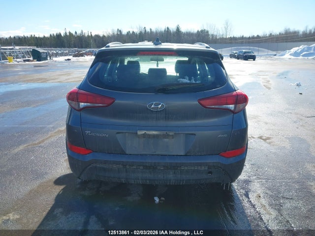 Hyundai Tucson Premium 2.0l 2018 KM8J3CA46JU662475 Image 16