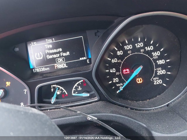 1FADP3F20HL273379 Ford FOCUS SE