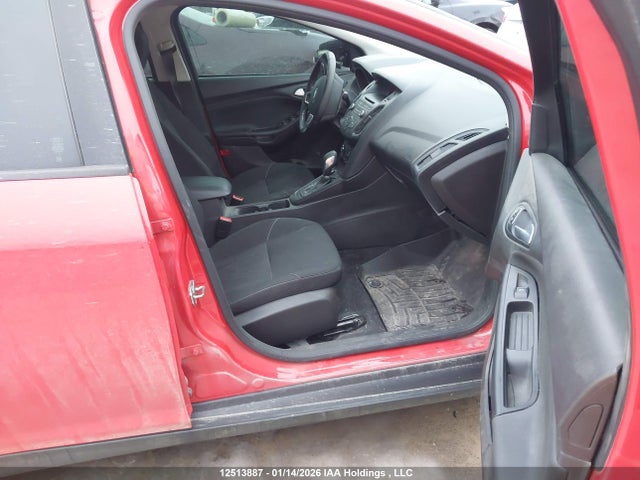 1FADP3F20HL273379 Ford FOCUS SE