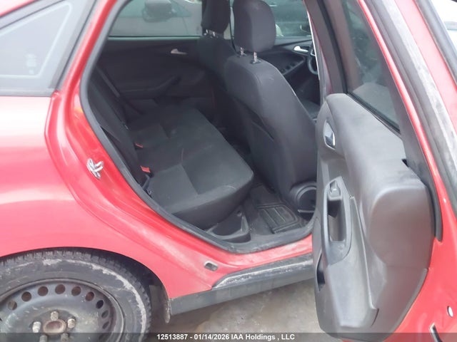 1FADP3F20HL273379 Ford FOCUS SE