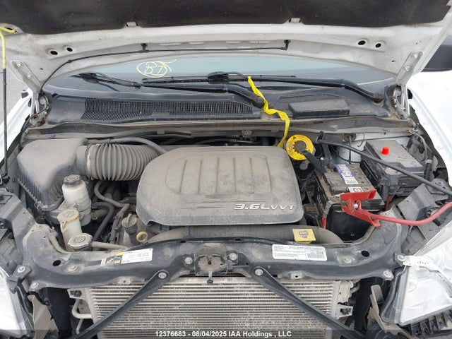 2C4RDGBG2JR302802 Dodge Grand Caravan