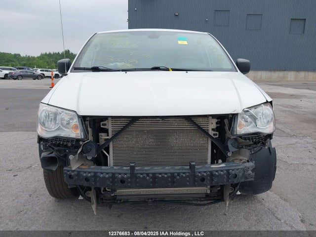 2C4RDGBG2JR302802 Dodge Grand Caravan