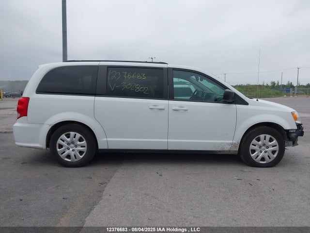 2C4RDGBG2JR302802 Dodge Grand Caravan