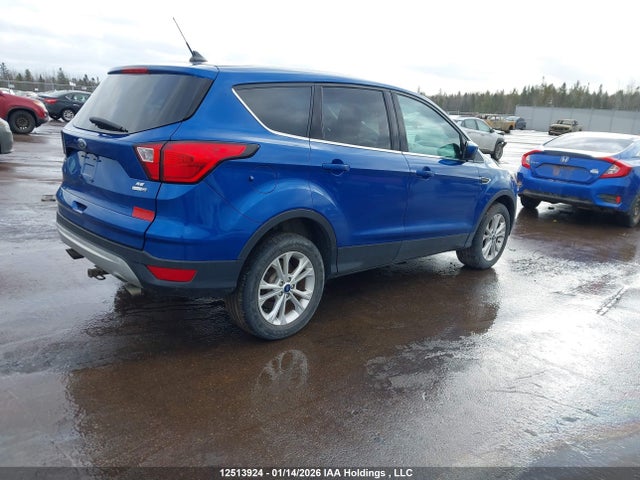 1FMCU9GD7KUB87209 Ford ESCAPE SE