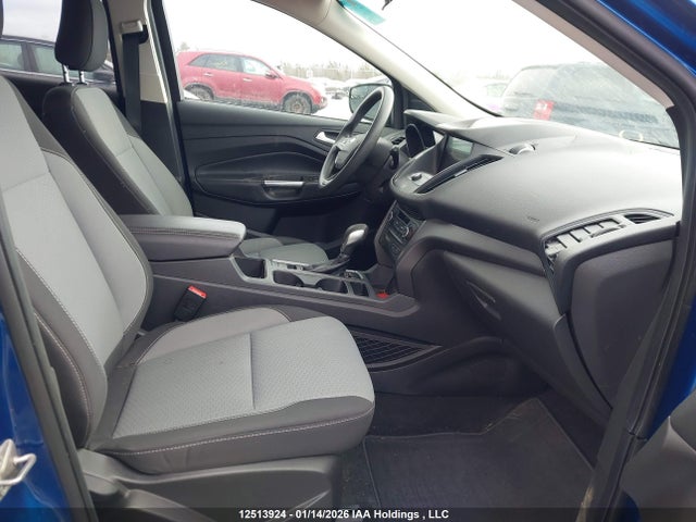 1FMCU9GD7KUB87209 Ford ESCAPE SE