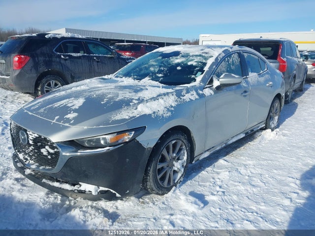 JM1BPBCM3K1124372 Mazda MAZDA3