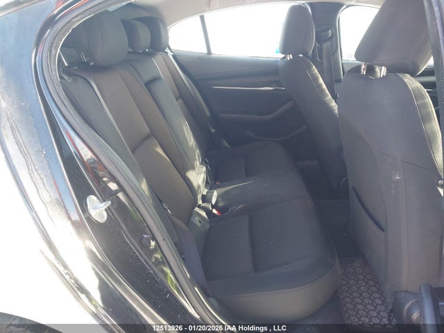 JM1BPBCM3K1124372 Mazda MAZDA3