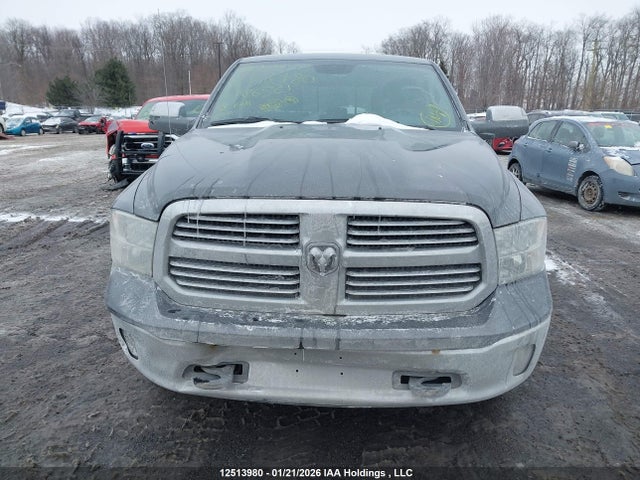 1C6RR7TM2FS686521 RAM 1500 Slt