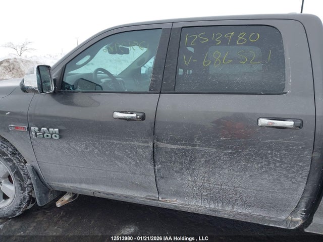 1C6RR7TM2FS686521 RAM 1500 Slt