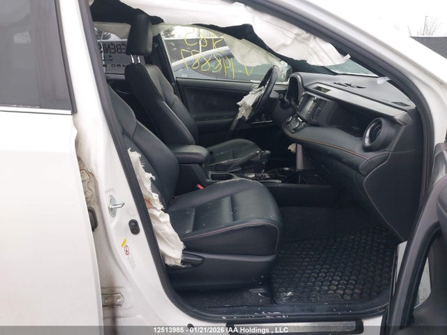 JTMJJREV9HD148887 Toyota RAV4
