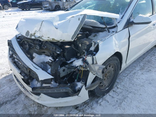 5NPE24AF8FH255873 Hyundai SONATA SE