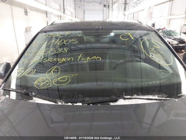 3VV2B7AX9KM085588 Volkswagen Tiguan
