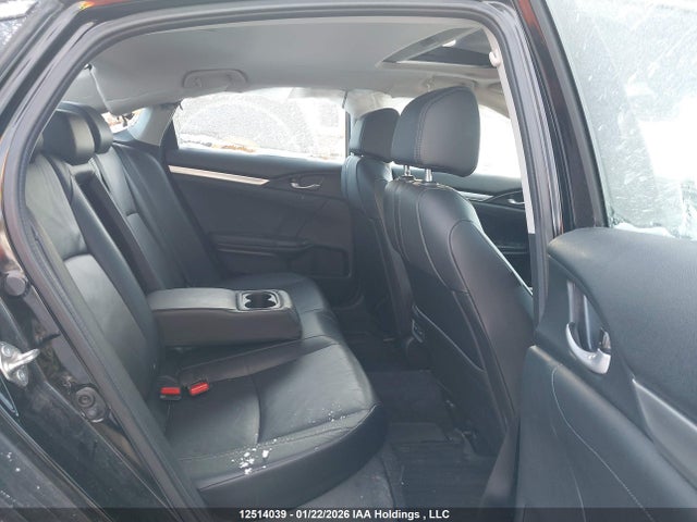 2HGFC1F90JH104371 Honda Civic Touring