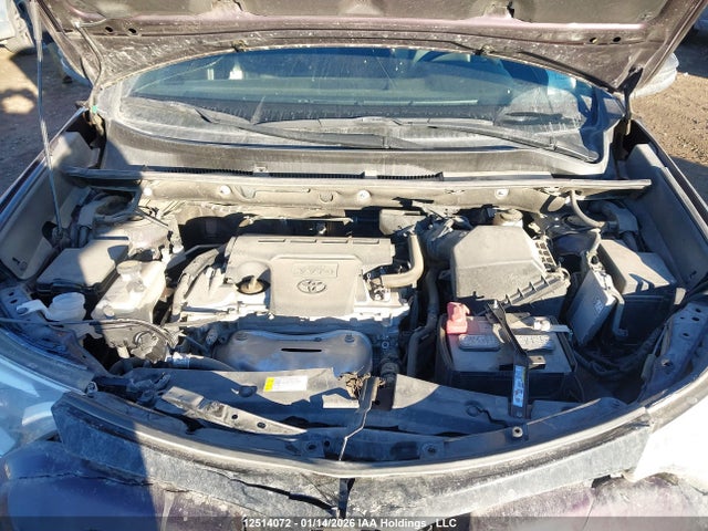 2T3JFREV0HW639109 Toyota RAV4 SE