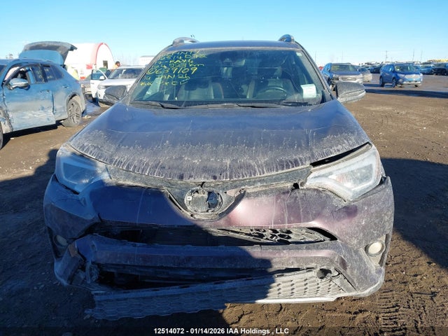 2T3JFREV0HW639109 Toyota RAV4 SE
