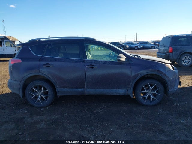 2T3JFREV0HW639109 Toyota RAV4 SE