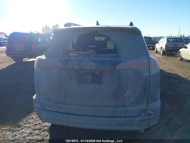 2T3JFREV0HW639109 Toyota RAV4 SE