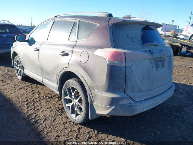 2T3JFREV0HW639109 Toyota RAV4 SE