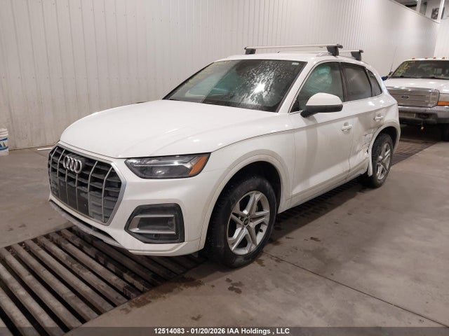 WA1AAAFY4N2120832 Audi Q5 45 Komfort