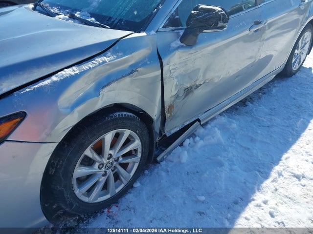 4T1G11AKXMU556926 Toyota Camry