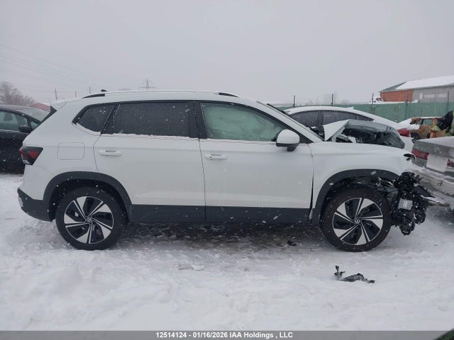 3VVUC7B26TM014469 Volkswagen TAOS SE