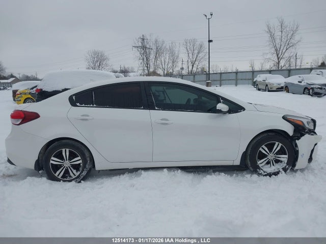 KIA Forte 2017 3KPFK4A75HE033909 Image 14