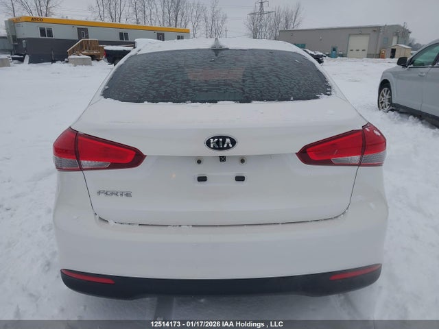 KIA Forte 2017 3KPFK4A75HE033909 Image 17