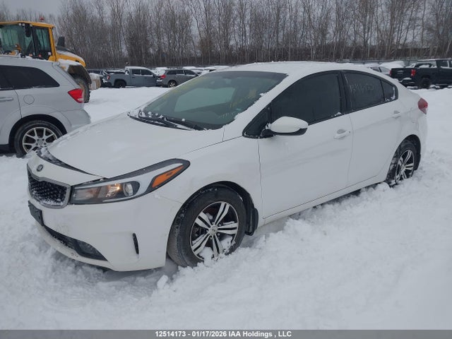 KIA Forte 2017 3KPFK4A75HE033909 Image 2