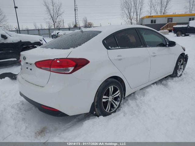 KIA Forte 2017 3KPFK4A75HE033909 Image 4