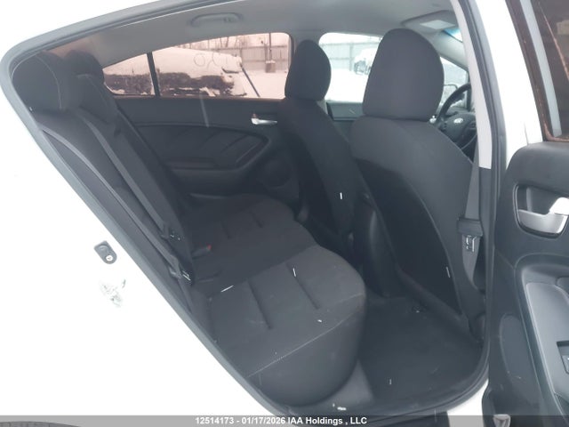 KIA Forte 2017 3KPFK4A75HE033909 Image 8