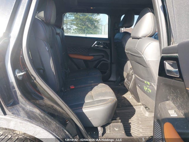 Продаж на аукціоні авто 2023 Mitsubishi Outlander, vin: JA4J4VA88PZ612537, номер лоту: 12514182