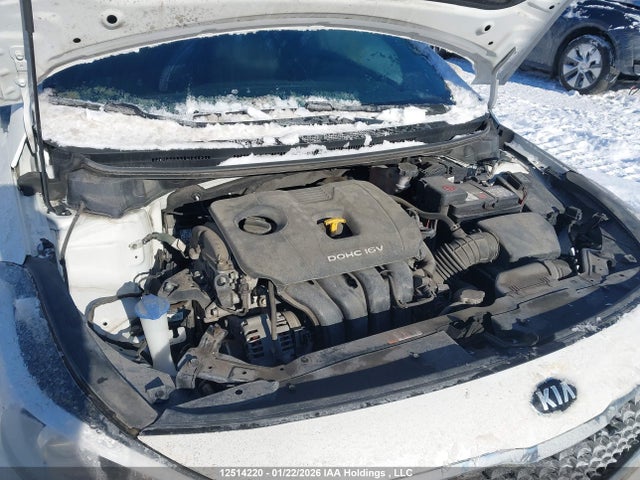3KPFL4A72JE280131 KIA Forte