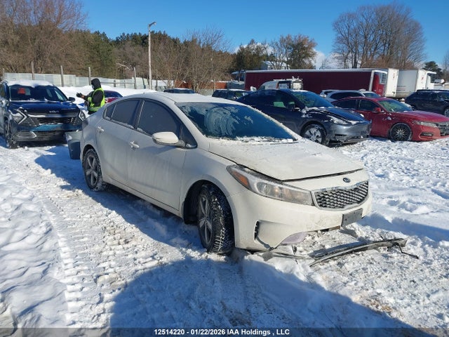 3KPFL4A72JE280131 KIA Forte