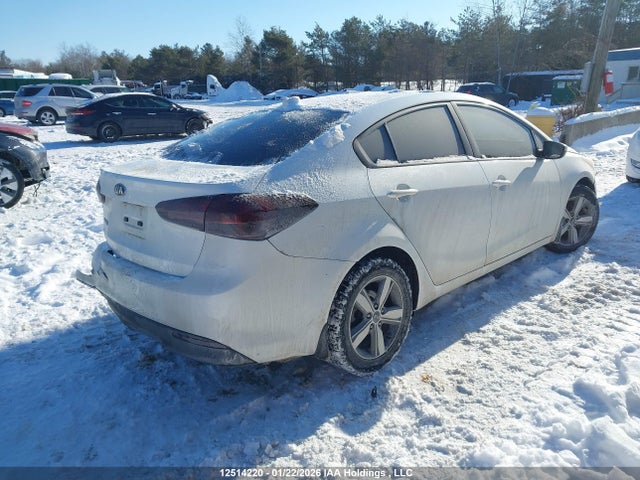 3KPFL4A72JE280131 KIA Forte