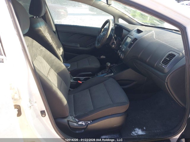 3KPFL4A72JE280131 KIA Forte